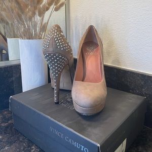 Vince Camuto Heels